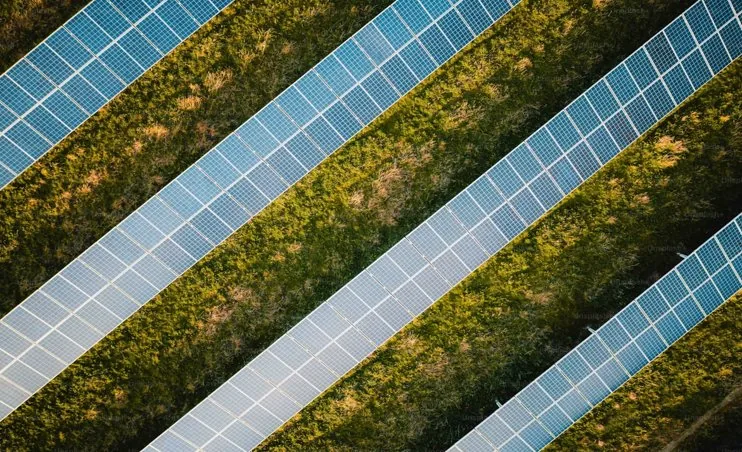 TDD for the acquisition of a 100 MW ready-to-build PV pipeline, Spain